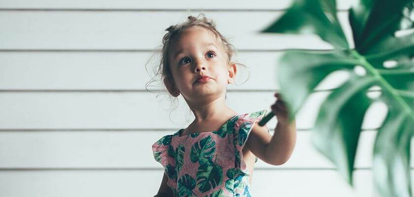 Deconstructing The #OOTD Pose