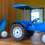 Beautiful_hard_plastic_Metalic_look_Tractor_Toy_25_image_1.jpg