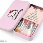 Hello_Kitty_Foundation_Brush_-Pack_of_7_Pink_image_1.jpg