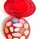 MAKEUP_KIT_ROUND_RED_image_1.jpg