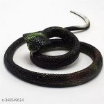 Speedy_Kart_Rubber_Snake_Toy_with_Realistic_Look_f_image_1.jpg