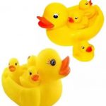 TIGENECY ET- 8 PICSChu Chu Duck Family Bath Toys Non-Toxic Rubber Squeezy Bathtub Toys for Baby,