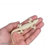 Urban_Party_-_1_Fake_Lizard_House_Gecko_Rubber_Pra_image_1.jpg