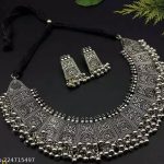 Samridhi_DC_Latest_Trending_Jewellery_Set_image_1.jpg