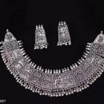 Samridhi_DC_Latest_Trending_Jewellery_Set_image_1.jpg