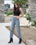 buda_jeans_co_blue_women_lightly_washed_high-rise_mom_jeans.jpg
