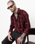 Men Boxy Fit Shirt with Spread-Collar