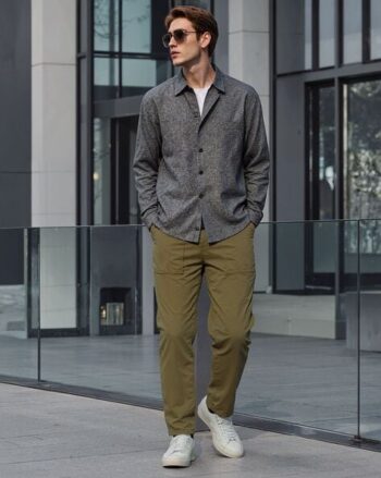 Men Single-Pleat Relaxed Fit Trousers