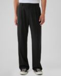 Men Single-Pleat Slim Fit Pants