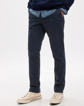 Men Mid-Rise Slim Fit Single-Pleat Chinos