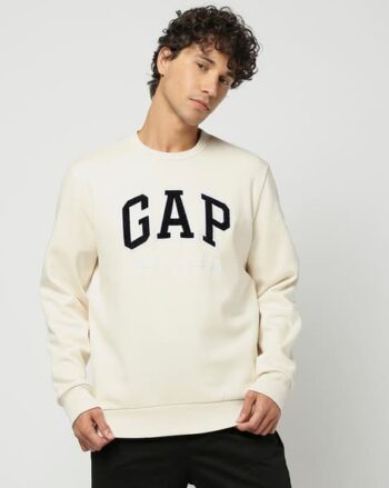 Men Typographic Print Regular Fit Hoodie
