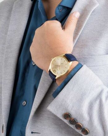 Men Round-Dial Analogue Watch