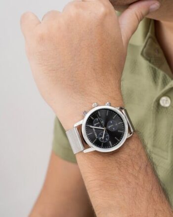 Men Round-Dial Analogue Watch