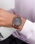 Men Round-Dial Analogue Watch