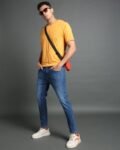 Men Lightly Washed Slim Fit Jeans
