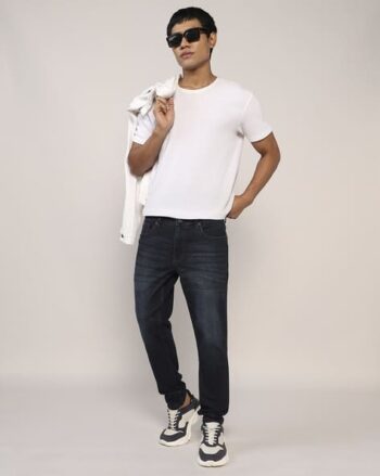 Men Lightly Washed Slim Fit Jeans