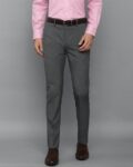 Men Slim Fit Cargos