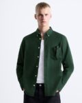 Men Tailored Fit Shirt with Spread-Collar