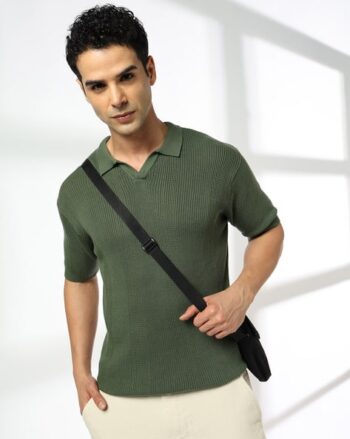 Men Knitted Slim Fit Polo T-Shirt