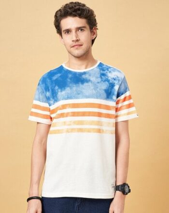 Men Colourblock Regular Fit Round-Neck T-Shirt