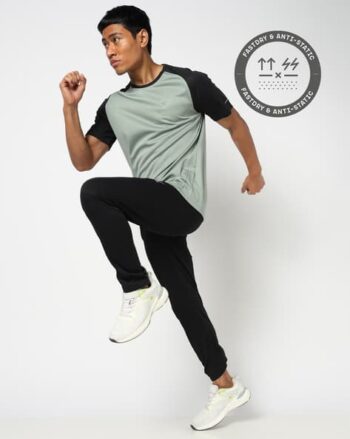 Men Cut & Sew Regular Fit Crew-Neck Running T-Shirt