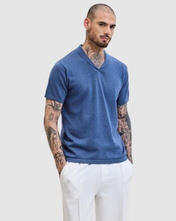 Men T-shirt with V-Neck