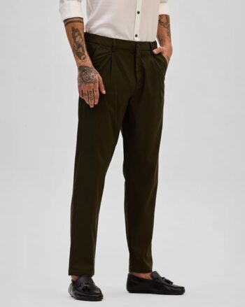 Men Heathered Loose Fit Pleat-Front Trousers