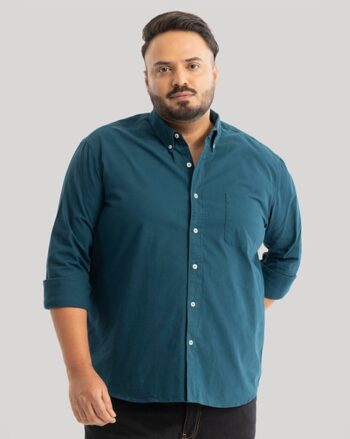 Men Slim Fit Shirt with Cutaway Collar