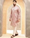 Men Embroidered Regular Fit Kurta