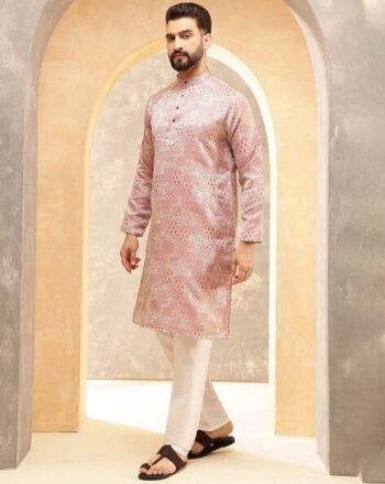 Men Embroidered Regular Fit Kurta