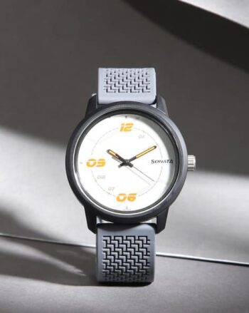 Men Water-Resistant Analogue Watch-NT77085PP09W