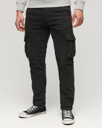 Men Slim Fit Single-Pleat Trousers