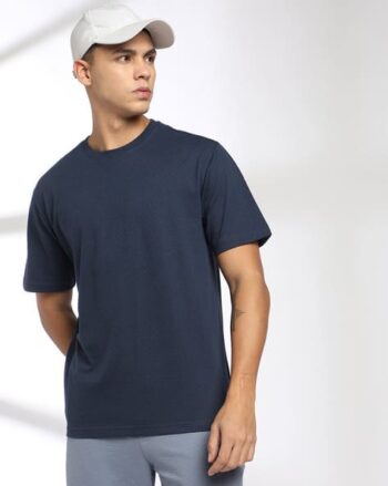 Men Geometric Patterned Regular Fit Crew-Neck T-Shirt