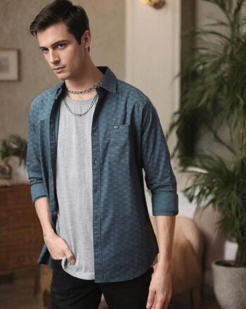 Men Striped Slim Fit Shirt