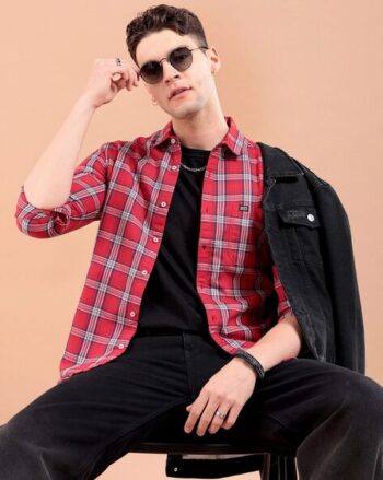 Men Micro Dot Print Slim Fit Shirt with Patch Pocket