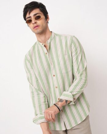 Men Slim Fit Spread-Collar Shirt