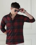 Men Regular Fit Spread Collar Shirt